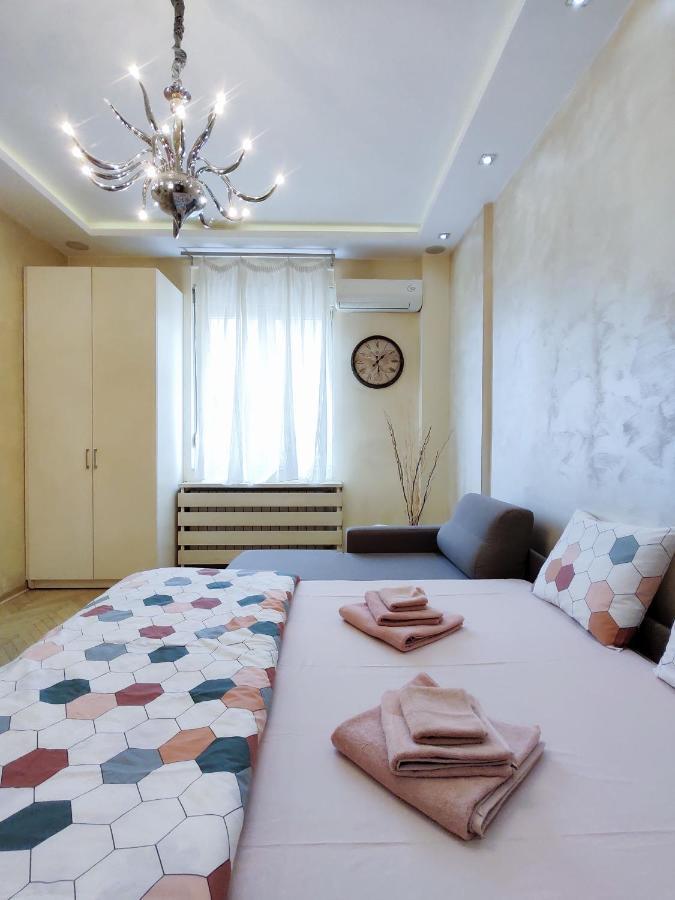 Home Center Apartment Βελιγράδι Εξωτερικό φωτογραφία